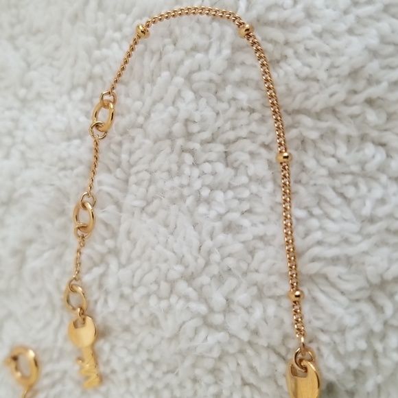 New Michael Kors Mercer Rose Gold Padlock Bracelet - Picture 5 of 8